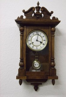Часы (Вера Эсхина)