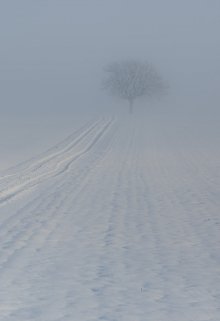 Девочка с плеером (theMoon)