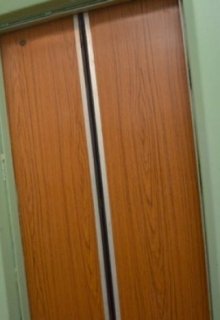 История в лифте или День Сурка. (Тата Волк)