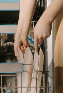 Из посудомойщицы в модели (Аньё Анише)
